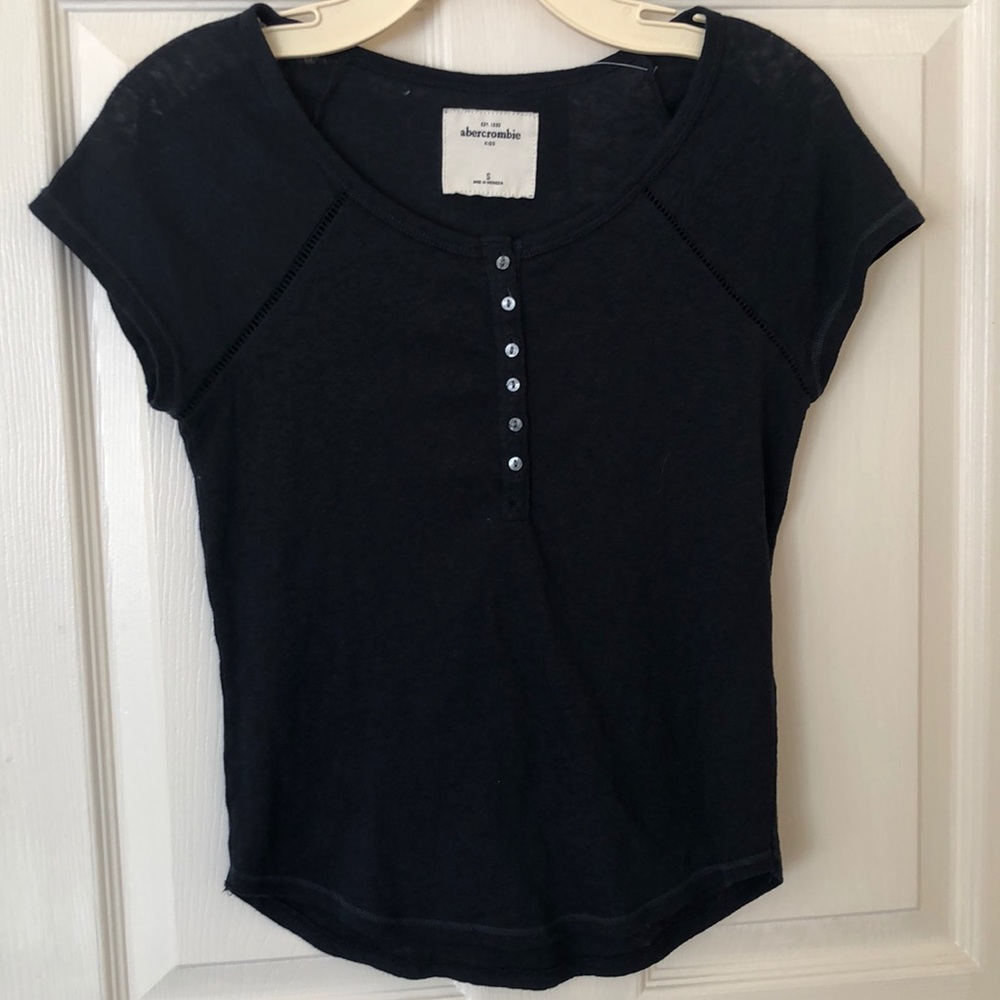 Abercrombie kids T-shirt NWT